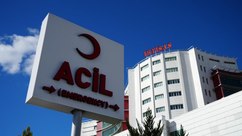 Yangın tatbikatında 19 öğrenci hastanelik oldu