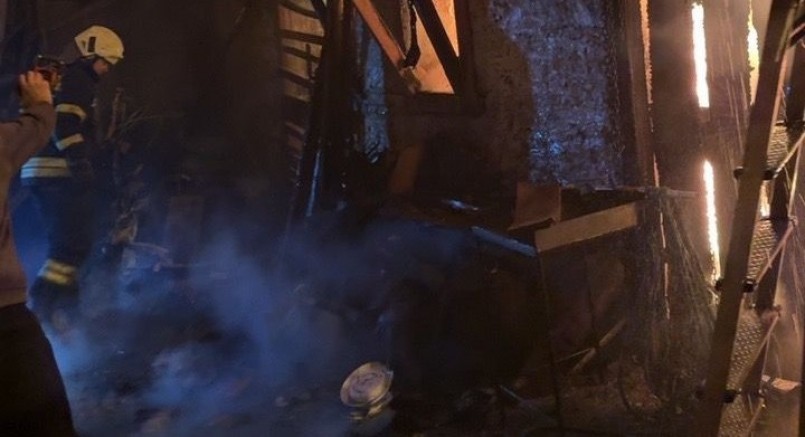 Yangında 85 yaşındaki kadın hayatını kaybetti