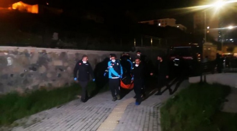 Yangında yatağa bağımlı diyaliz hastası hayatını kaybetti