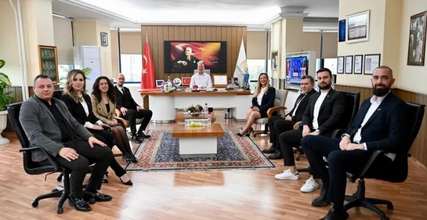 YAPİDER üyeleri Bursa Karacabey'e çıkarma yaptı