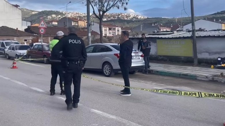 Yaralı halde kaçıp polise sığındı