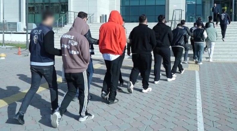 Yasa dışı bahis vurgununa 8 gözaltı