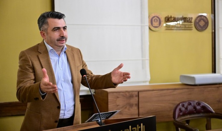 Yazdığını yaşayan nadir münevver