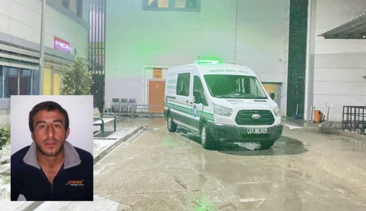Yem karma makinasına düşen adam hayatını kaybetti