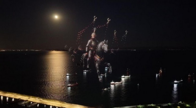 Yenikapı Sahili’nde 1453 dronla fetih şöleni