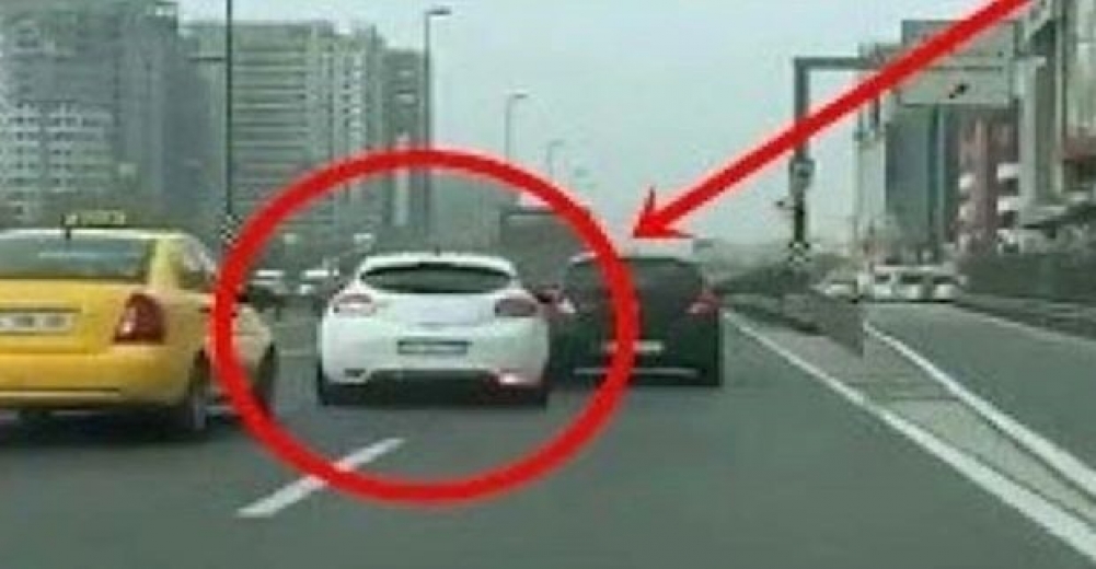 Yerlikaya duyurdu! Makas atan trafik magandaları yandı