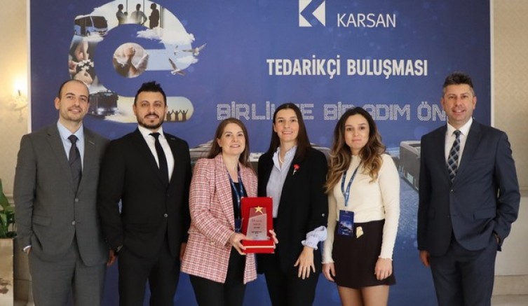 Yeşilova Otomotiv’e Karsan’dan “Kalite Ödülü”