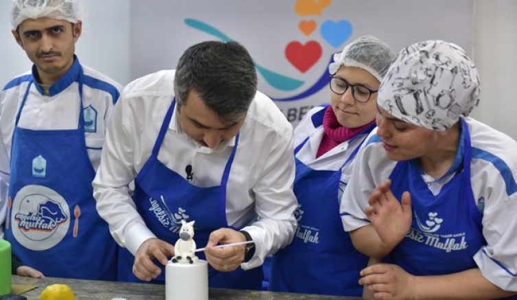 Yıldırım'da engeller aşılıyor