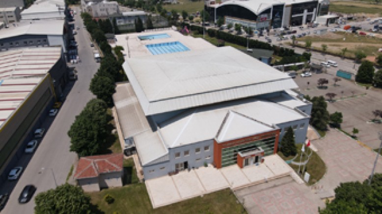 YILDIRIM’DA KADINLAR İÇİN YÜZME GÜNLERİ