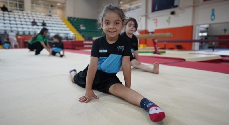 Yıldırım'da yaz spor okulları coşkusu sürüyor