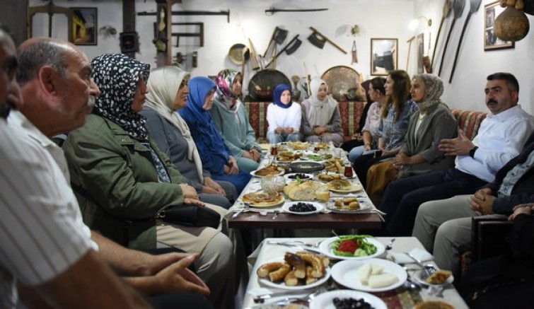 Yıldırım sahadan yönetiliyor