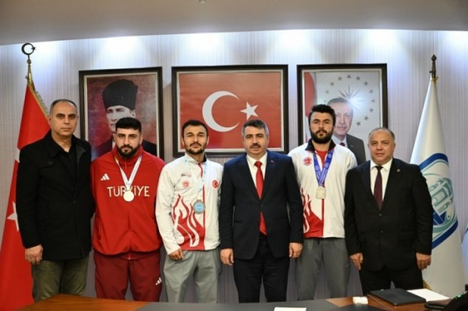 Yıldırım sporda da adından söz ettiriyor