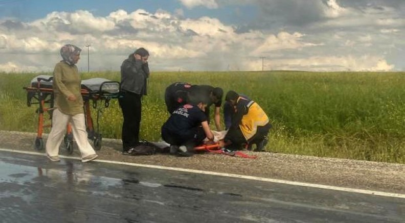Yolcu minibüsü takla attı: 15 yaralı
