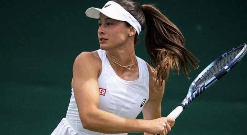 Zeynep Sönmez Wimbledon'da ikinci tura yükseldi