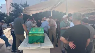 Minik Kerem Ali gözyaşları ile uğurlandı