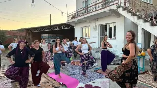 Köylü kadınlar, topluca stres attı