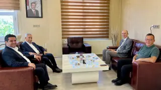 Arınç’tan Şehzadeler Kaymakamına ’Hayırlı olsun’ ziyareti
