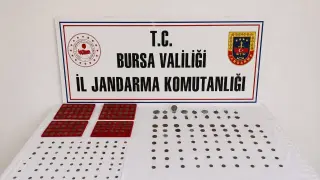 Tarihi eser kaçakçısı sert kayaya çarptı