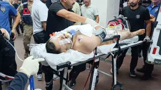 Hastane bahçesinde silahlı saldırı: 1’i çocuk 2 yaralı
