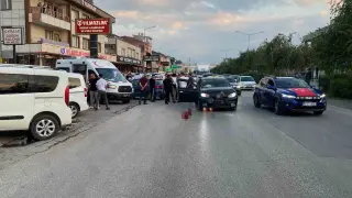 İki otomobil çarpıştı, 4 kişi yaralandı