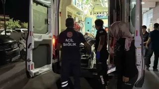 "Ne bakıyorsun" kavgasında 3 kişi bıçak ve silahla yaralandı