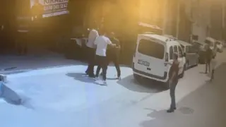 Akraba kavgasında 1 kişi bıçaklandı, 6 kişi yaralandı