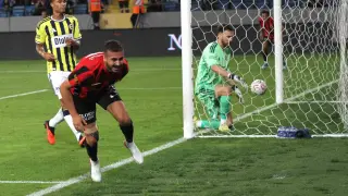 Başkent'te Fenerbahçe'ye şok: 2-1