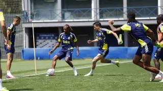 Fenerbahçe, Lyon maçı hazırlıklarına ara vermeden başladı