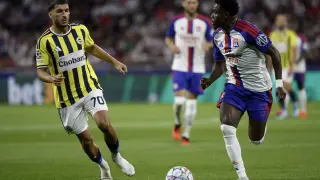 Fenerbahçe ilk yarı çok farklı: 0-2