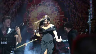 Demirci Kurtuluş Festivalinde sanatçı Zara sahne aldı