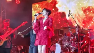Ayvalık’ta Aydilge konserine yoğun ilgi