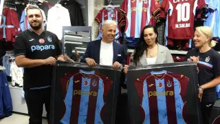 Asena Trabzon’a geldi sözünü tuttu