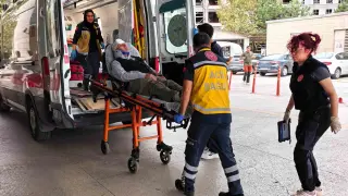 İnegöl'de otomobil şarampole uçtu: 2 yaralı