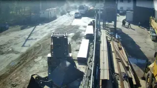 İzmir’de 7 işçinin yaralandığı patlama anı kamerada