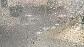 Mersin’de sağanak yağış etkili oluyor