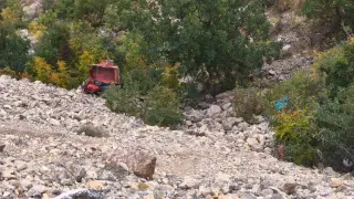 Uçuruma yuvarlanan motosiklet sürücüsü ölü bulundu