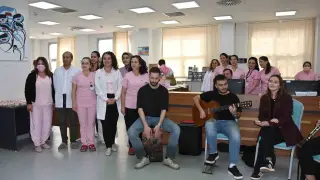 Kemoterapi hastaları müzikle moral buldu
