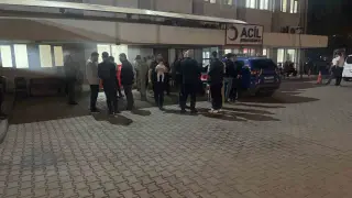 Gıda zehirlenmesi şüphesiyle 25 kişi hastaneye kaldırıldı