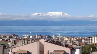 Anamas Dağı beyaz gelinliğini giydi