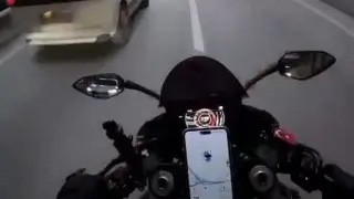 Bursa’da motosikletlinin kaçış manevrası kazayla sonuçlandı