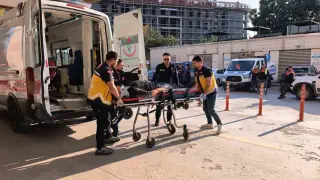 Ampul değiştirmek isterken hastanelik oldu