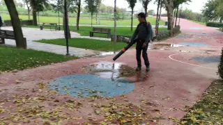 Büyükşehir’den park ve bahçelere düzenli bakım