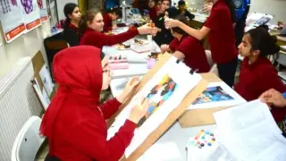 Resim kursunu tamamlayan 20 öğrenci sertifikalarını aldı