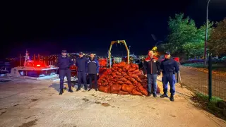 Gemlik’te kaçak midye avına geçit yok