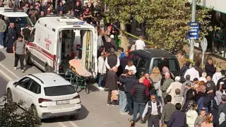 4 aylık hamile kadını bıçakladı