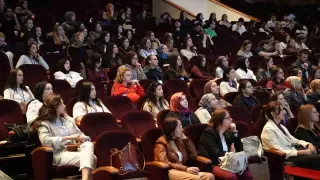 Bursa’da anne sütü sempozyumuna yoğun ilgi