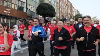 Binlerce Bursalı, Cumhuriyet için koştu