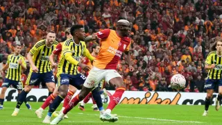 Derbide zafer Galatasaray'ın: 2 - 1