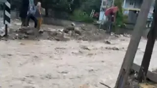Karacabey’de dere taştı, ekipler bölgede çalışma başlattı