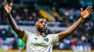 Kelechi Iheanacho’dan Bursaspor taraftarına Süper Lig sözü
